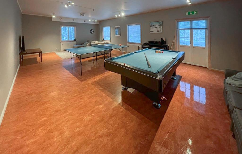 11 Bedroom Gorgeous Home In Torsby