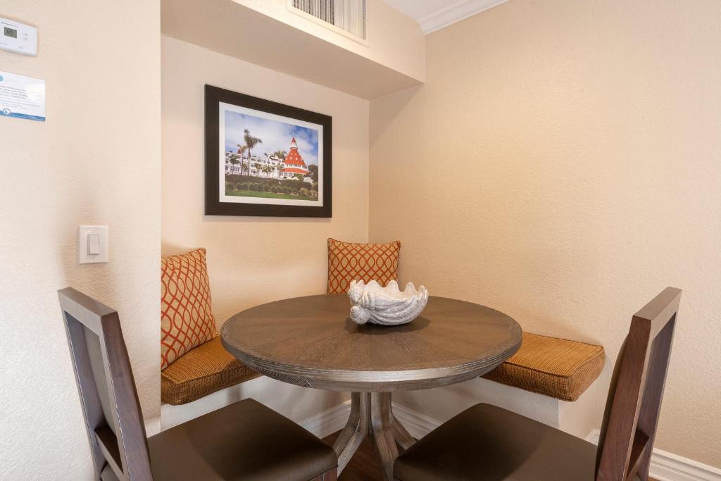 Coronado Beach Resort - 