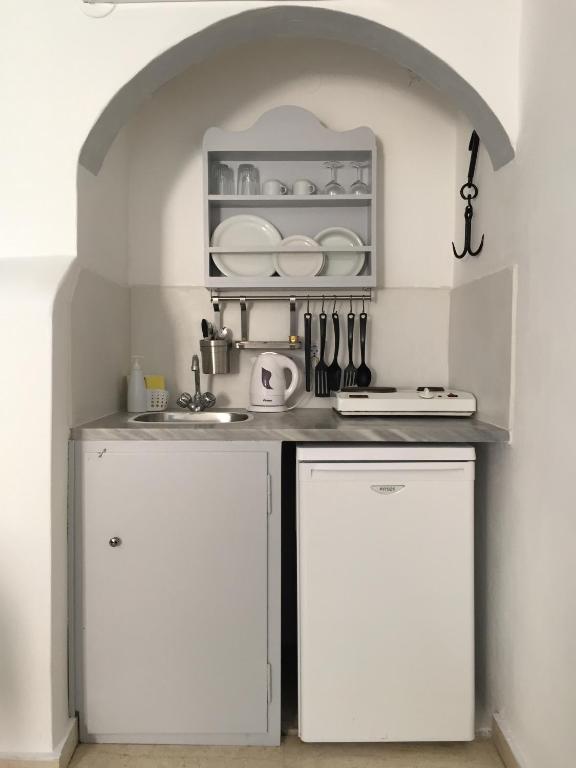 Christos Apartments Oia - 5