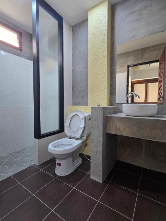 Middle tree house pattaya - Resim 6