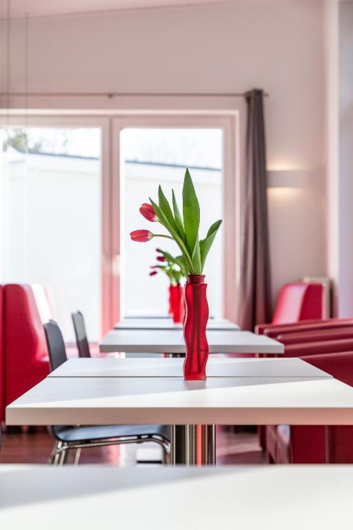 Posezení v ubytování Hotel Lüneburg Süd
