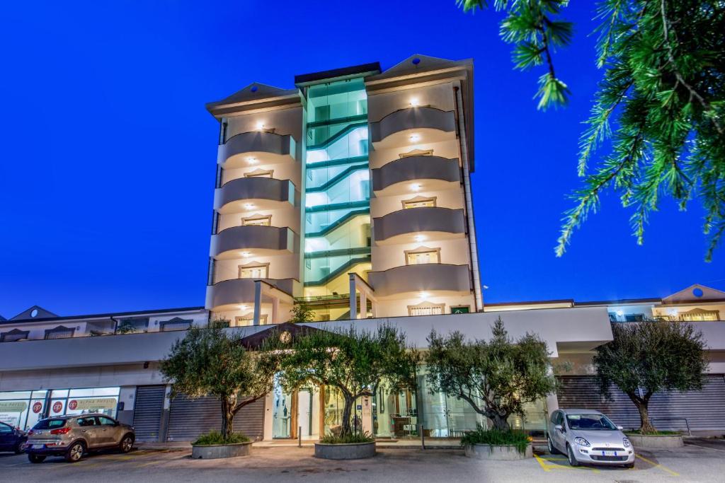 Budova, kde se aparthotel nachází