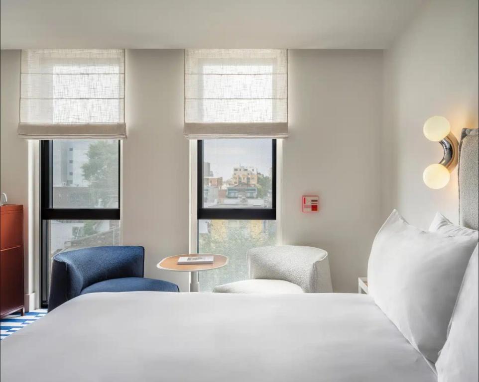 The StandardX, Melbourne - Resim 6