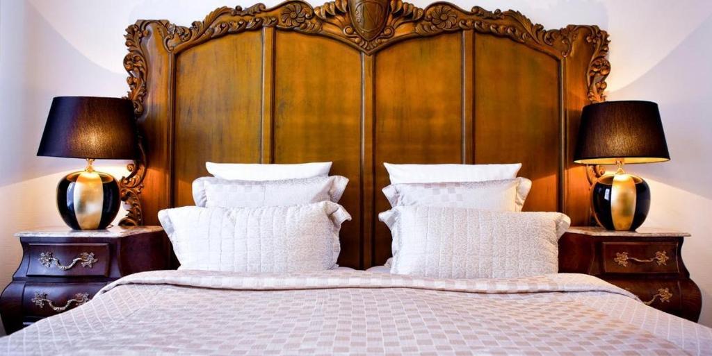 Postel nebo postele na pokoji v ubytování Boulevard Hotel Hamburg