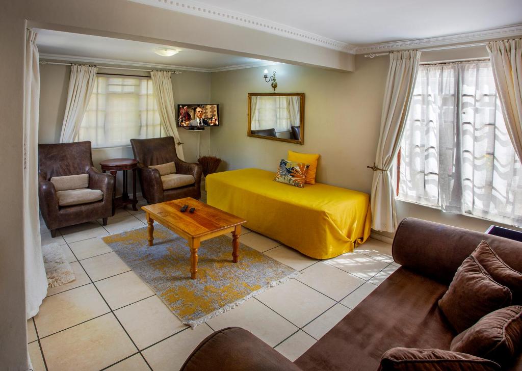 Sir Roys Guest House - One-Bedroom Apartment