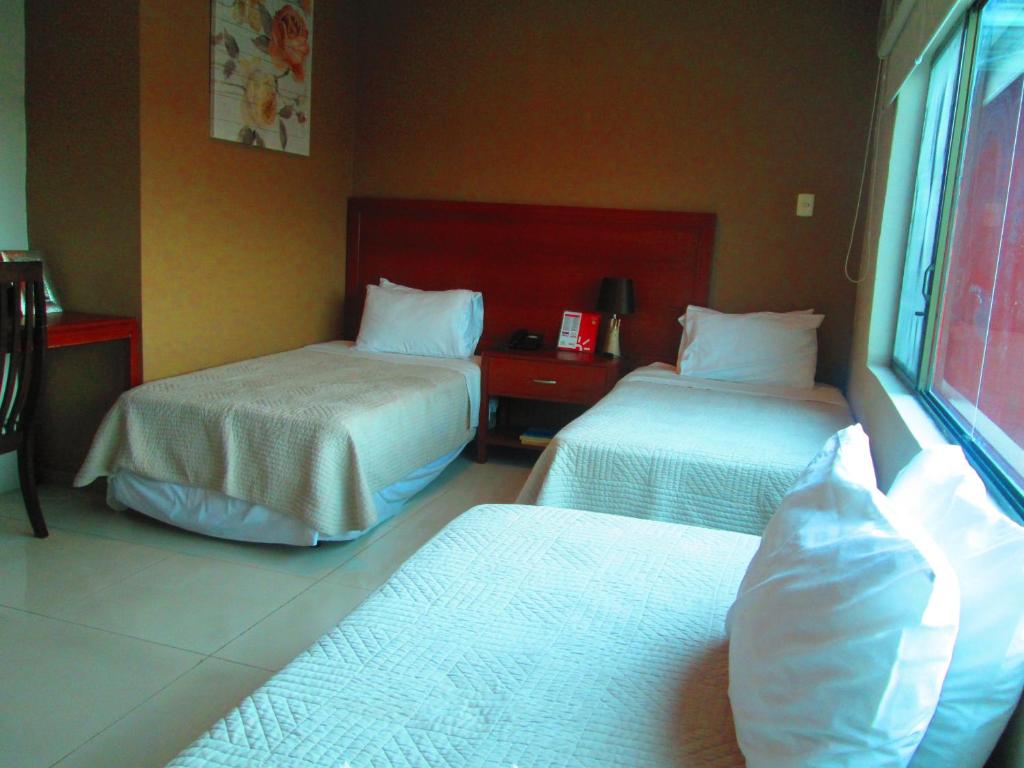 Hotel Garzota Inn - Triple Room - Acceso A Discapacidad