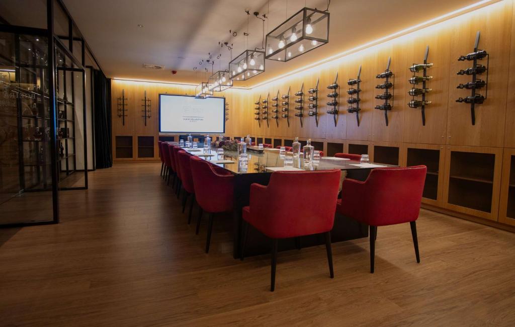 Boeira Garden Hotel Porto Gaia, Curio Collection by Hilton - Resim 6