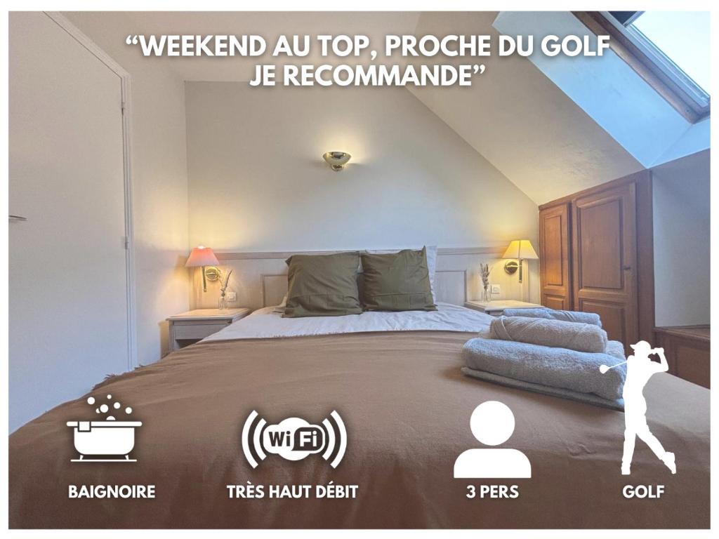 Katil atau katil-katil dalam bilik di Duplex de charme près du golf, wifi et parking