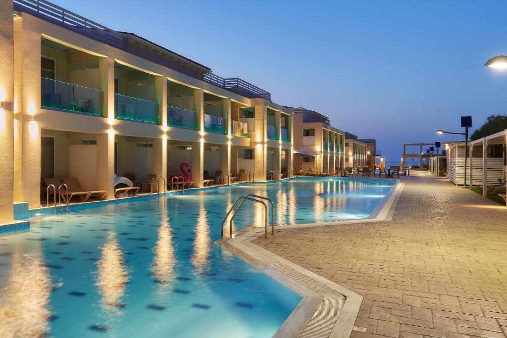 Bazén v ubytování ST CONSTANTIN SEA HOTEL & SPA RESORT nebo v jeho okolí