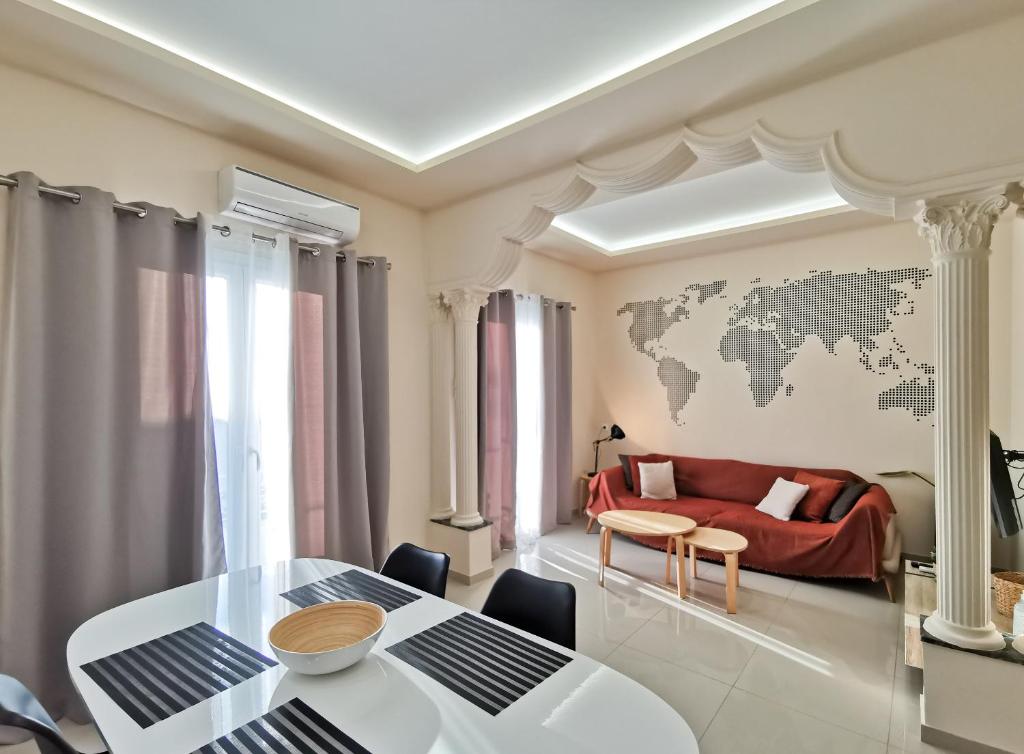 Contemporary 2BD apt with terrace Historic center