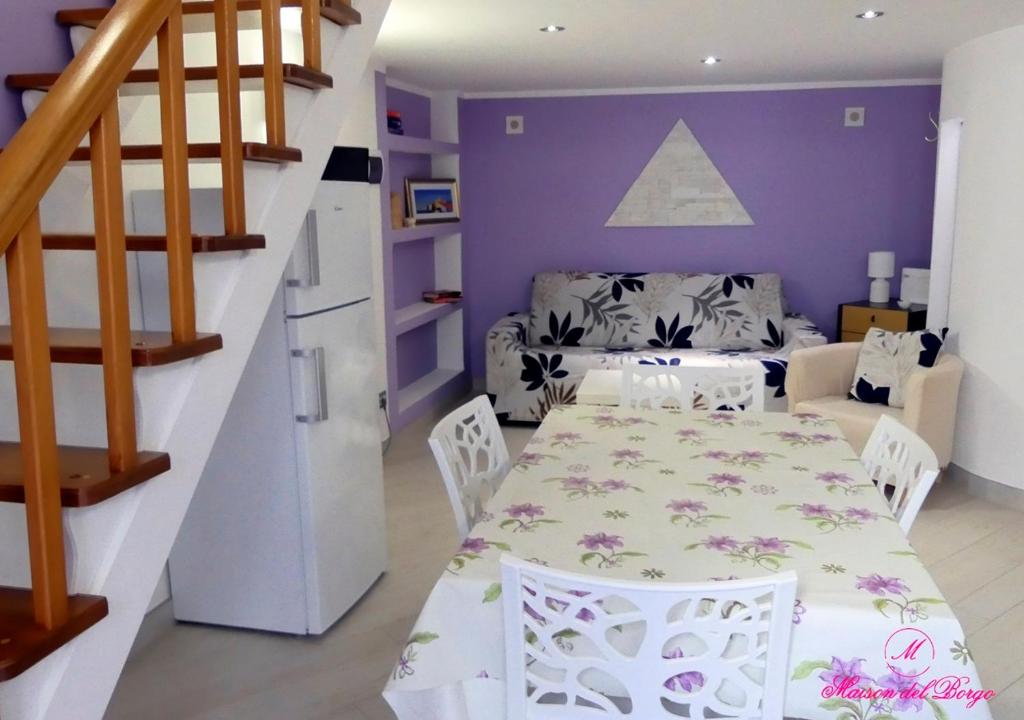 Et opholdsområde på Casa Vacanza Vieste In Centro - Maison del Borgo