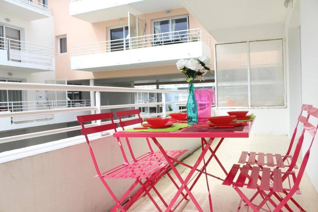 En balkon eller terrasse på Appt 2 pièces LA ROCHELLE - LR030-C115