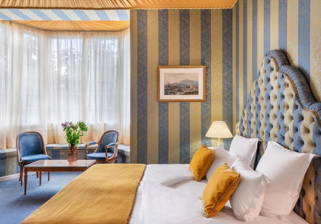 Grand Hôtel Des Templiers, Piscine & Spa - Resim 18