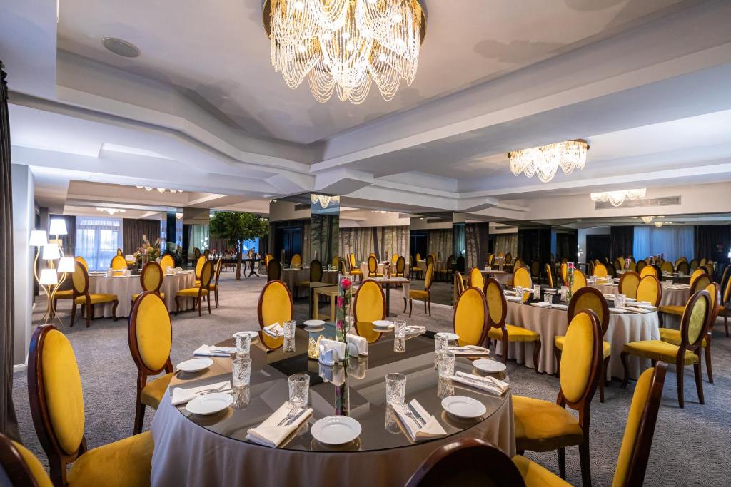Restaurace v ubytování Aria by Brilliant