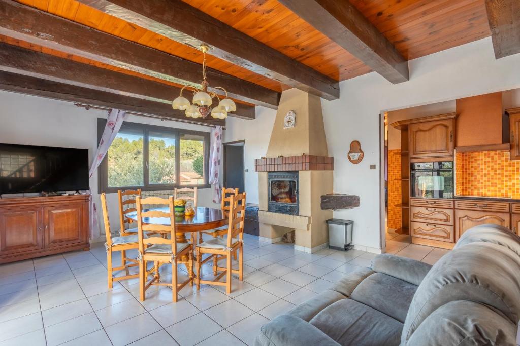 Posezení v ubytování Mon rêve - Maison Provençale Piscine