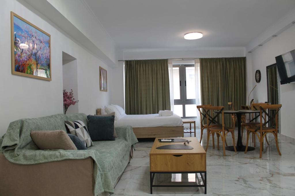 Syntagma Luxury Suite by CK-1