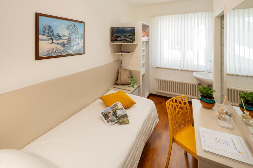 Hotel Rondinella Locarno - Resim 34