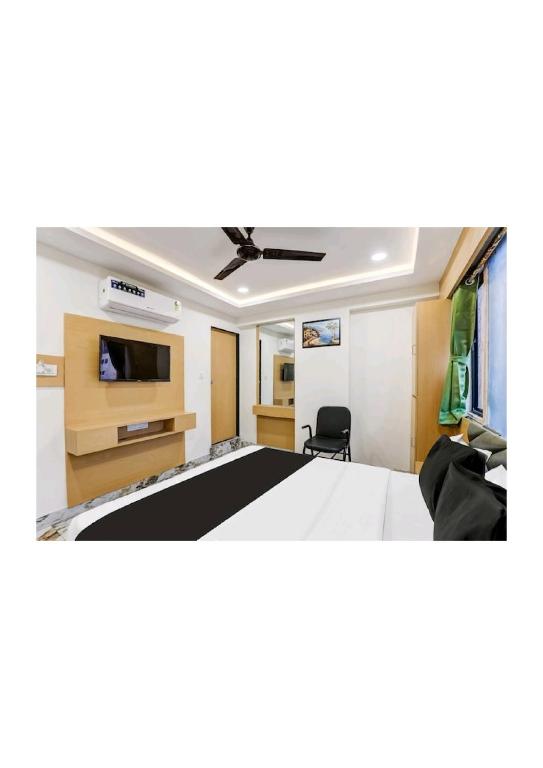 TV a/nebo společenská místnost v ubytování Hotel Prime 24