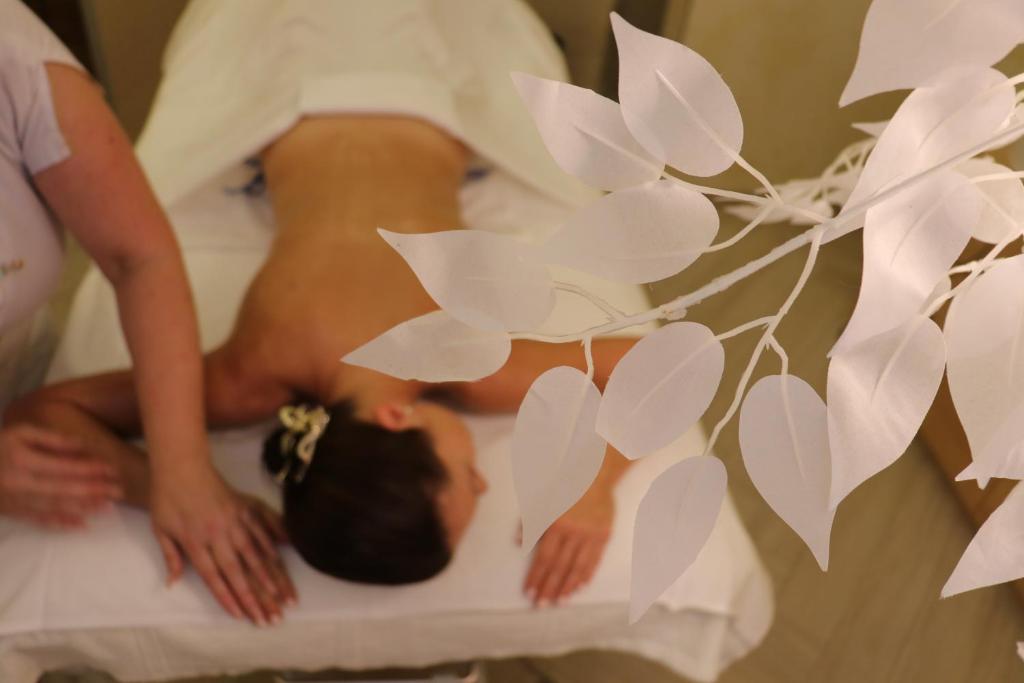 Hotel Villa Golf Cihelny - Resim 42