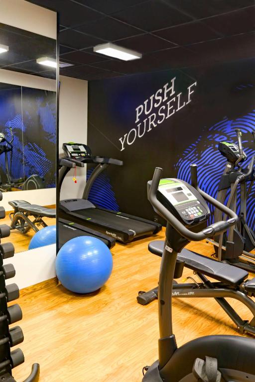 Fitness centrum a/nebo fitness zařízení v ubytování Park Inn by Radisson Poznan