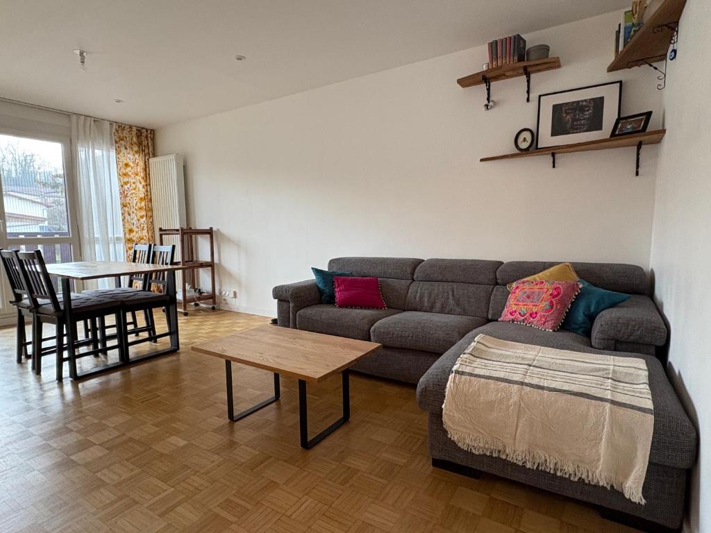 Photo de la galerie de l'établissement Riante Colline House, à Annecy