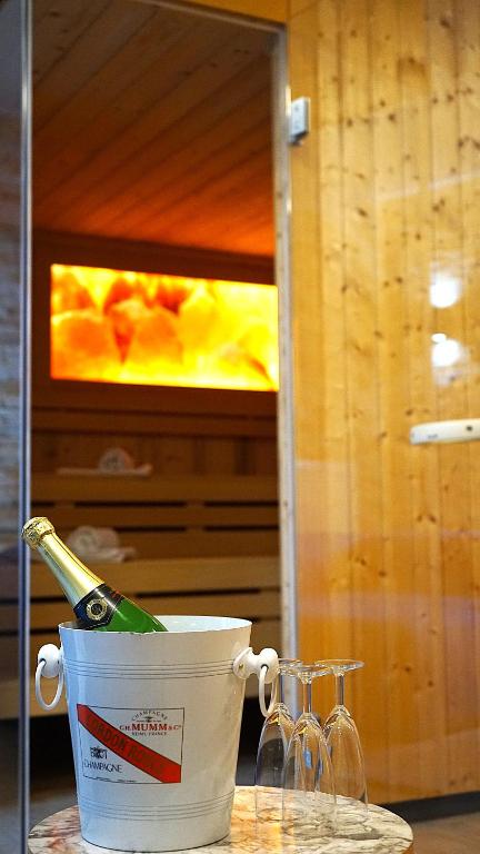 Best Western Plus Royal Suites - Resim 45