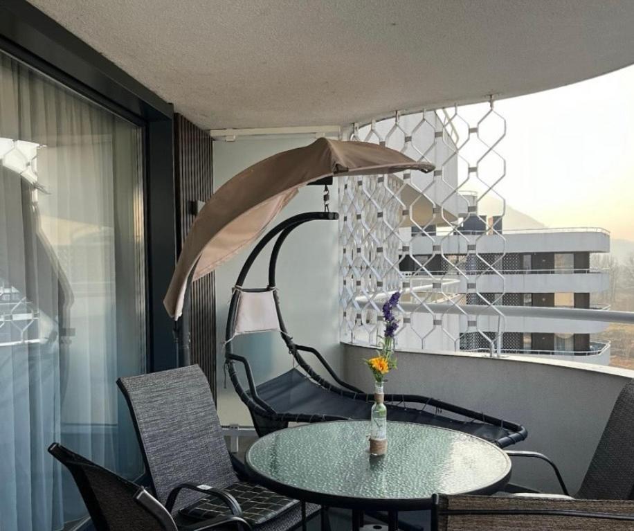 Balkón nebo terasa v ubytování Sarajevo Waves Aparthotel