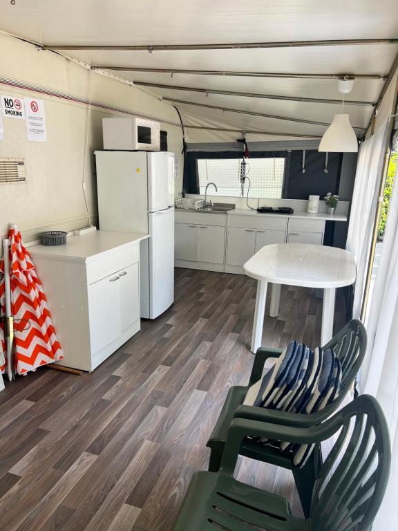 Kuchyň nebo kuchyňský kout v ubytování Caravan Cavallino - Valentini in Campeggio Union Lido
