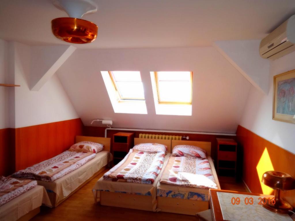 Postel nebo postele na pokoji v ubytování Botax Motel