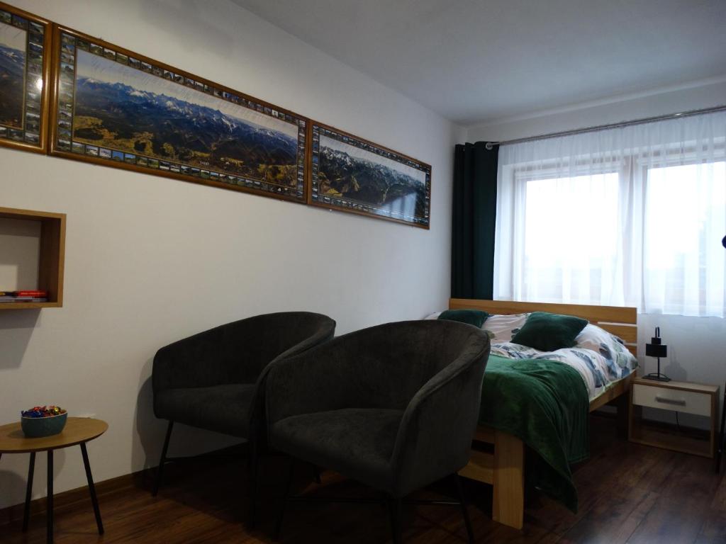 Posedenie v ubytovaní Apartamenty Tatrzańska Dolina