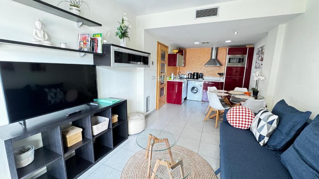 Kuchyň nebo kuchyňský kout v ubytování RELAX APARTAMENTO Playa Fenals