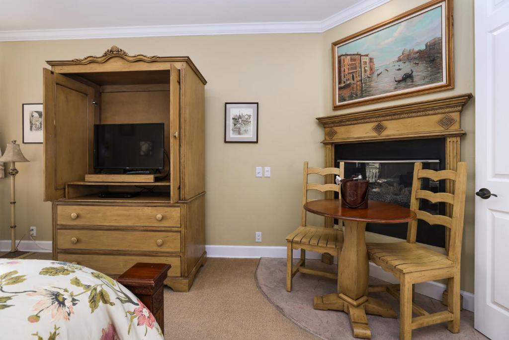 Cayucos Sunset Inn - 国王套房