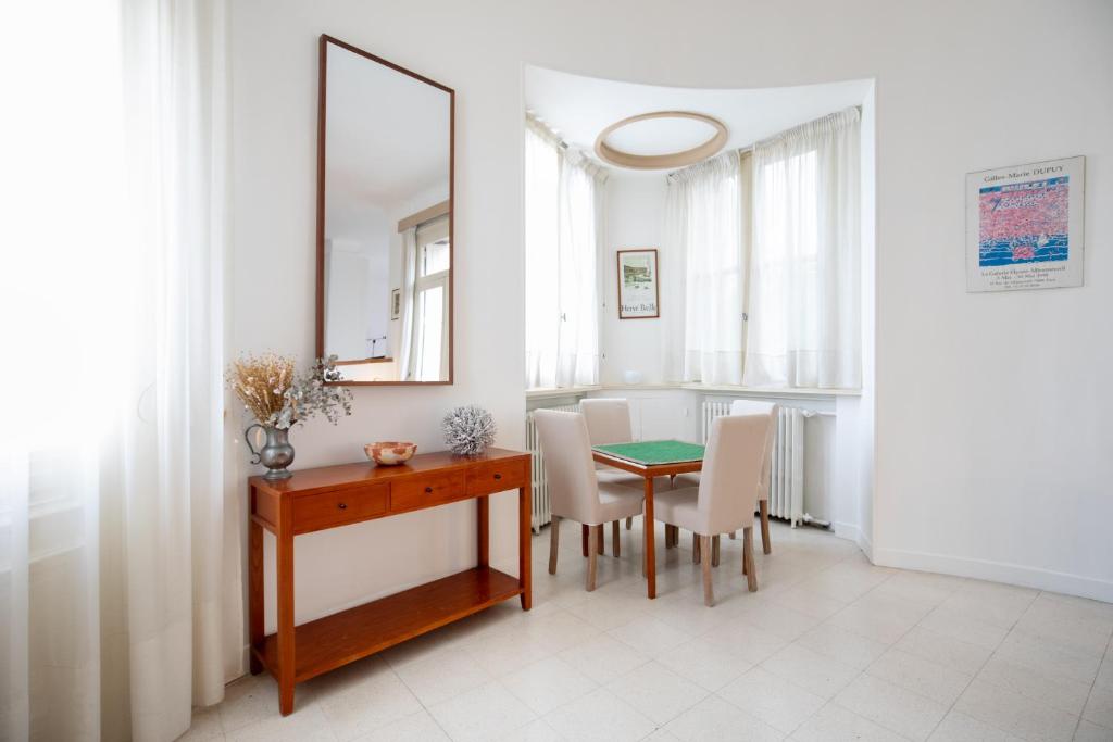 Fotografia z galérie ubytovania Apt spacieux avec jardin et parking v destinácii Sète