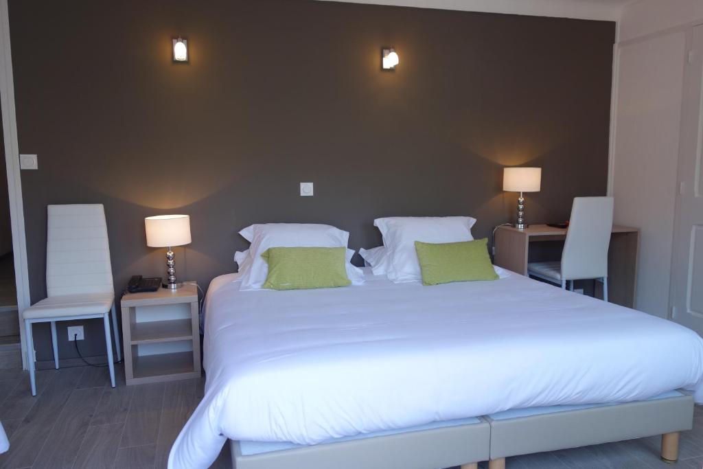 Hotel le Préjoly - Habitación Triple Superior Con Terraza