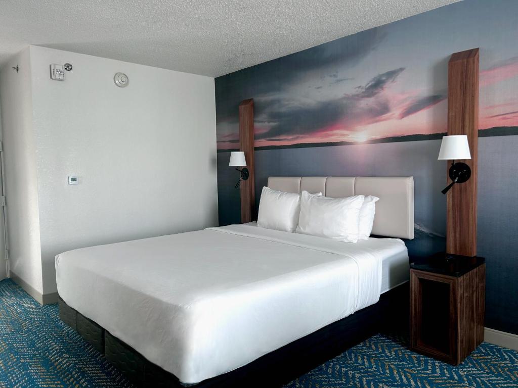 Fort Pontchartrain Detroit, a Wyndham Hotel photo