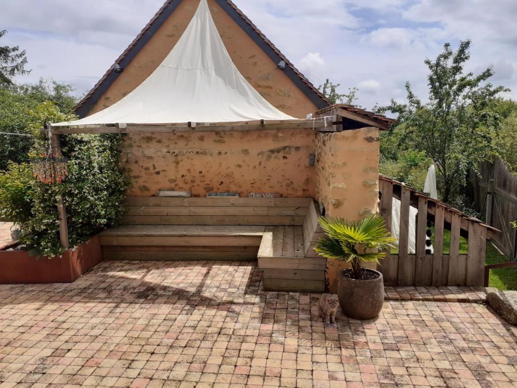 Photo de la galerie de l'établissement maison cosy, à Souligné-Flacé