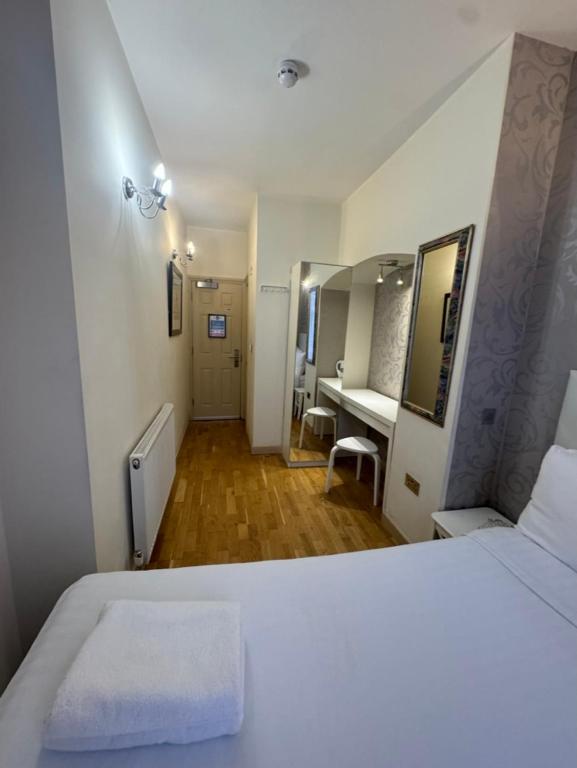 The Paramount Hotel - Resim 41