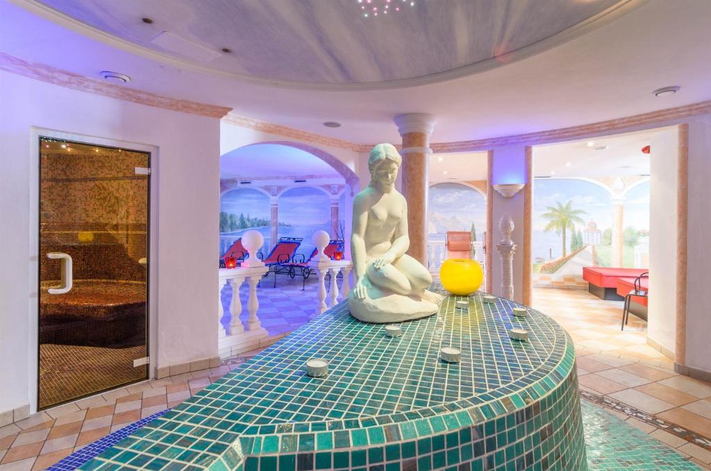 Fotografie z fotogalerie ubytování Hotel Gschwangut v destinaci Lana