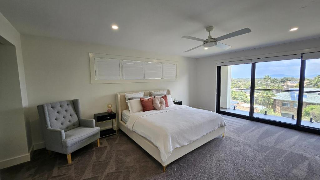 Ένα ή περισσότερα κρεβάτια σε δωμάτιο στο Luxury in Lighthouse Beach