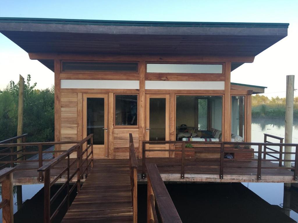 Casa flotante en el delta, tigre