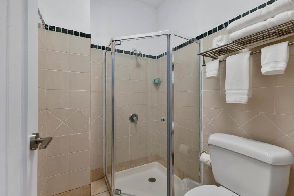 Koupelna v ubytování Armas Hotel