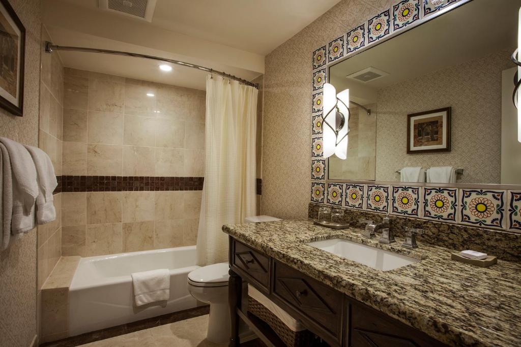 Casa Munras Garden Hotel & Spa - Queen Room