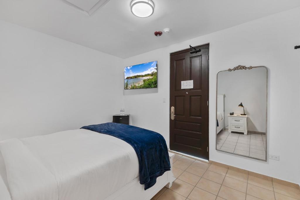 Postel nebo postele na pokoji v ubytování Armas Hotel