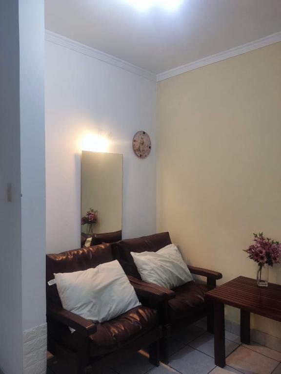 Suite con entrada independiente 1 dormitorio 1 sala de estar