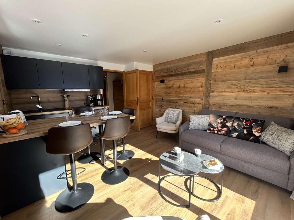 Appartement contemporain proche des pistes, Méribel - FR-1-180-654