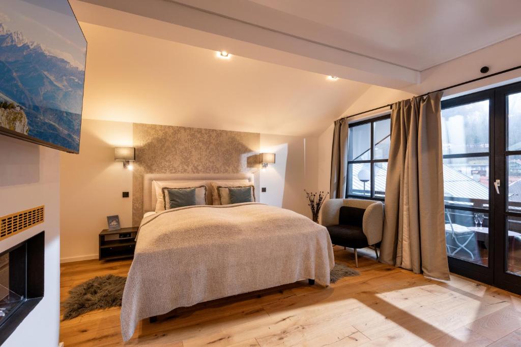 Das Lambacher - Double Room With Mountain View