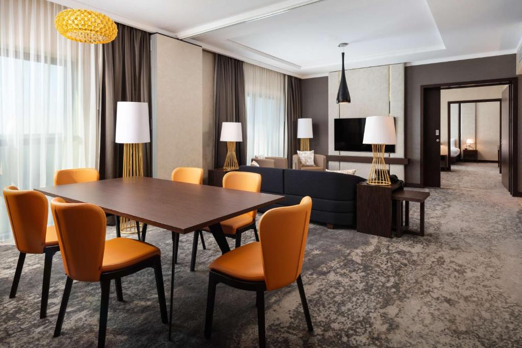 DoubleTree by Hilton Lódz - Resim 29