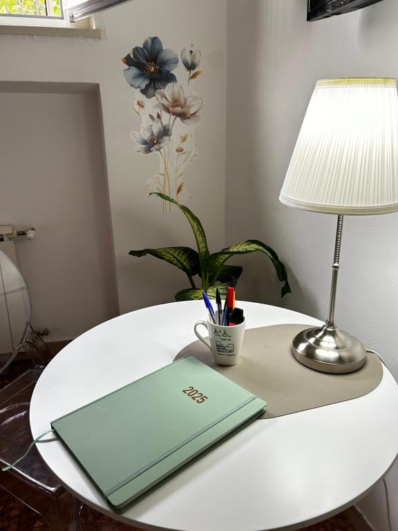 BAM BAM TIBURTINA Guesthouse - 11