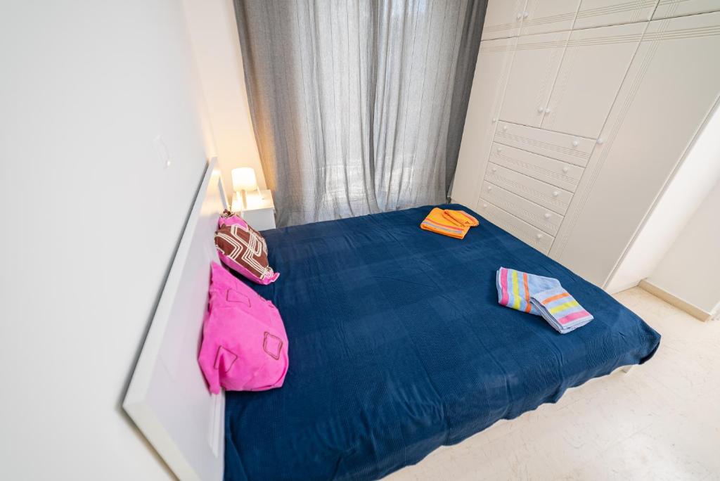 Postel nebo postele na pokoji v ubytování Chris Guesthouses