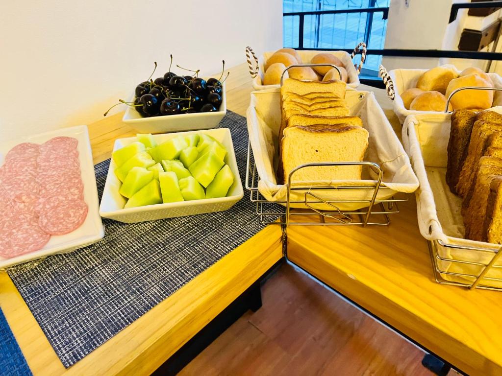 Jídlo v kapslového hotelu nebo okolí